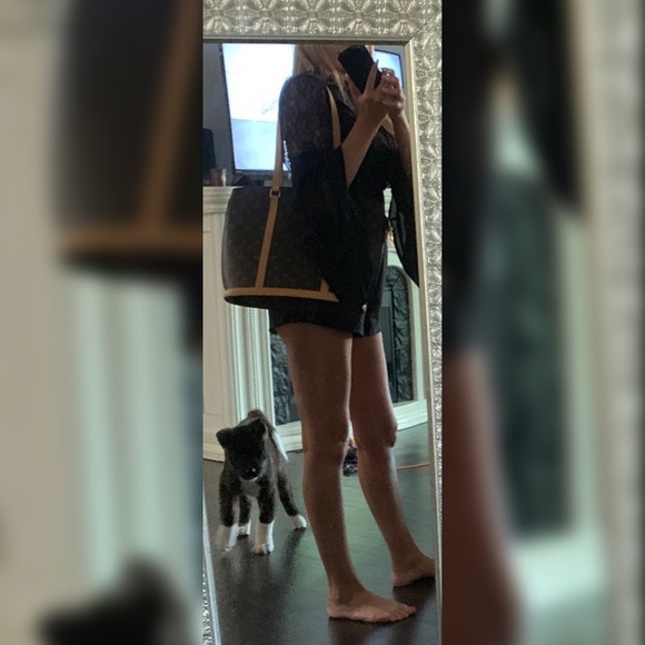 Louis Vuitton Monogram Tote***SOLD*** - Picture 7 of 8